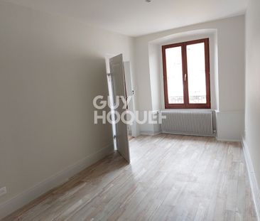 Location : appartement 3 pièces rénové avec balcon - Photo 2