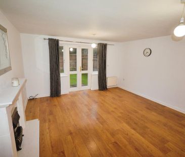 3 bedroom end of terrace house to rent - Photo 1