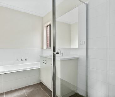 2/81 Powell Drive, Hoppers Crossing VIC, Belconnen - Photo 3