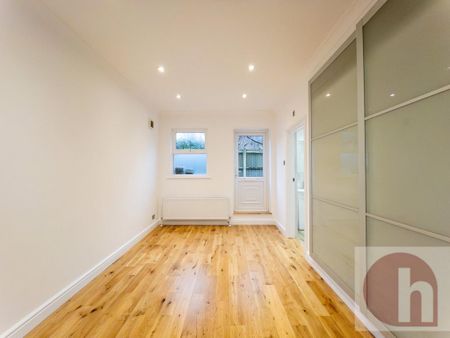 3 bedroom flat to rent - Photo 5