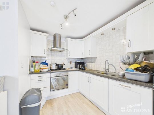 2 bedroom flat to rent - Photo 1