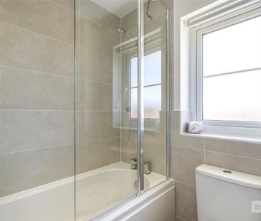 3 bedroom house to rent Chaffinch Gardens, Yapton, Arundel, West Su... - Photo 5