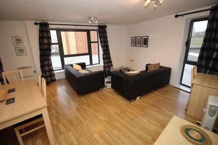 2 Bedroom Apartment - Second Floor - Photo 2