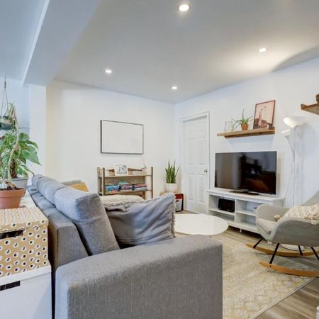 2 Chambres - Villeary près Métro Jean-Talon - Photo 3