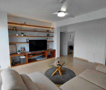 Piso de alquiler en Centro - Photo 1