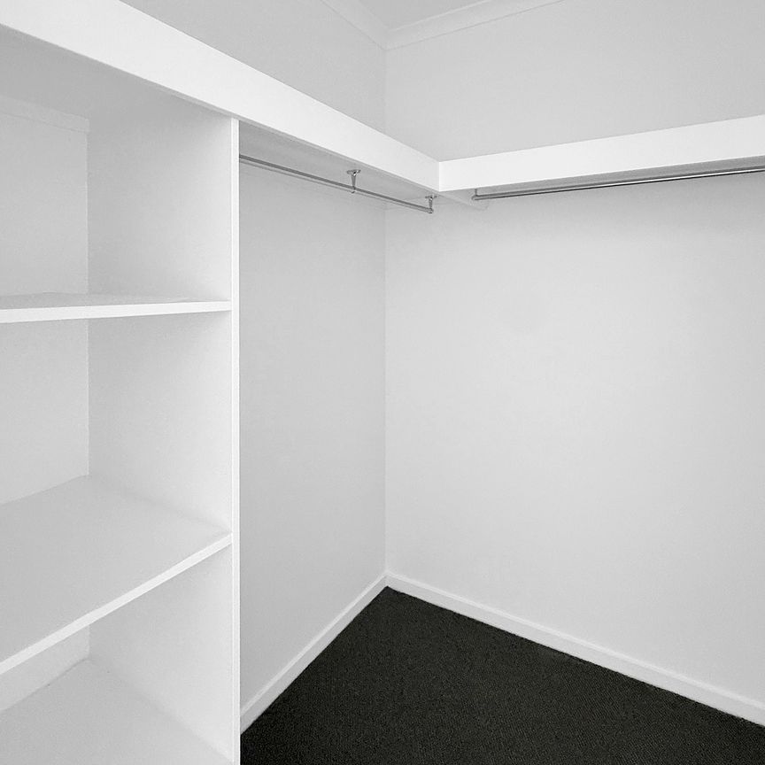 57 Girraween Way, - Photo 1