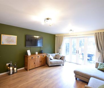 2 bedroom semi-detached house to rent - Photo 2