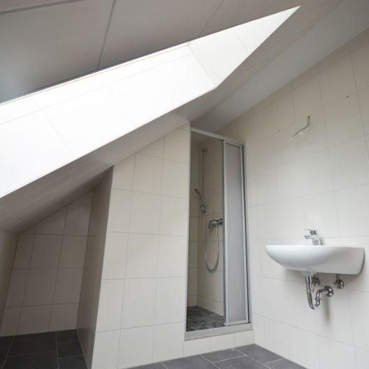 Charmante und großzügige Dachgeschosswohnung! - Foto 1