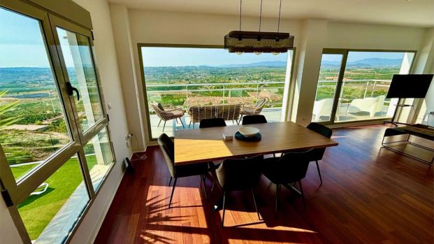 Casa o chalet de alquiler en Calle Calle Julio Romero de Torres, 13b, Cumbres de Calicanto - Foto 1