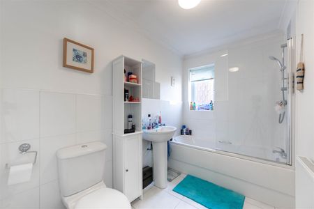 3 bed detached house to rent in Prendwick Avenue, Great Park, NE13 - Photo 4