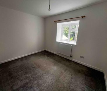 4 bedroom detached house to rent - Photo 6
