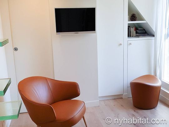 Logement à Paris, Location meublée - Photo 1