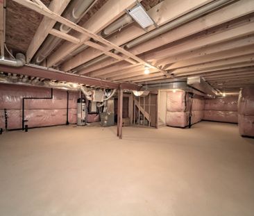 For Lease - 21 Legacy Lane, Thorold, Ontario - Photo 4