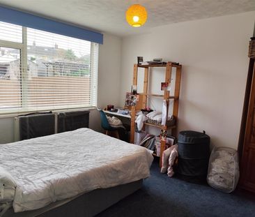 Glaisdale Road, Bristol - Photo 4