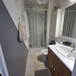 Location Appartement 1 pièce 19m² - Photo 2