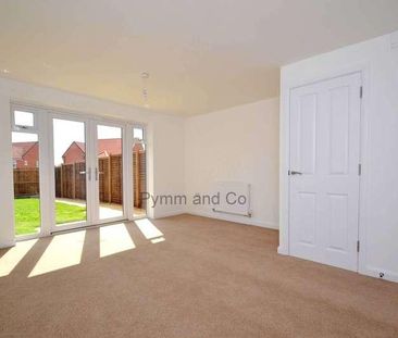 Buckenham Road, Aylsham, NR11 - Photo 1