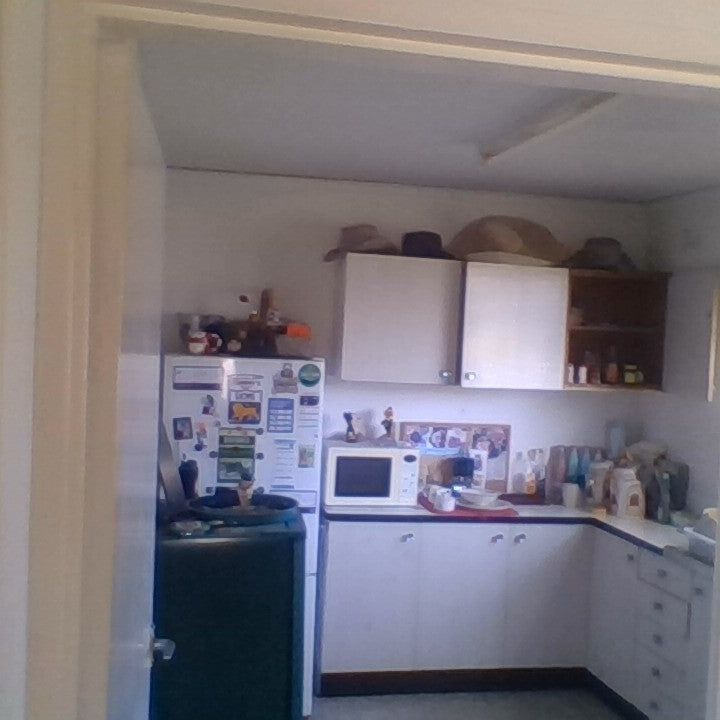 Thornbury - Photo 1