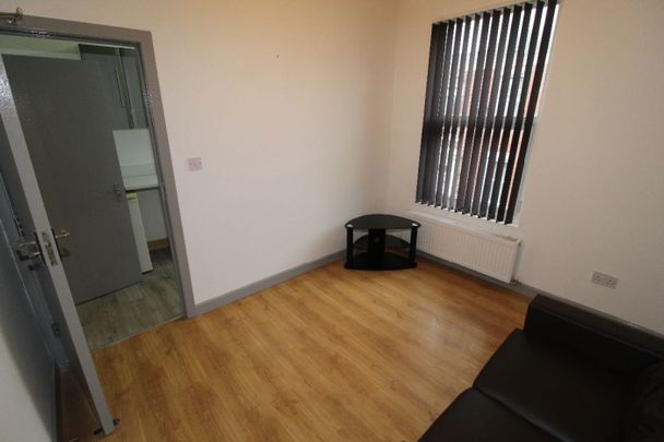 Christchurch Street flat 2, PRESTON PR1 8PH - Photo 1