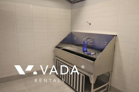 Unfurnished, 1 Bed 1 Bath Apartment For Rent - Photo 2