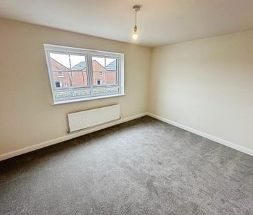 3 bedroom semi-detached house to rent - Photo 3