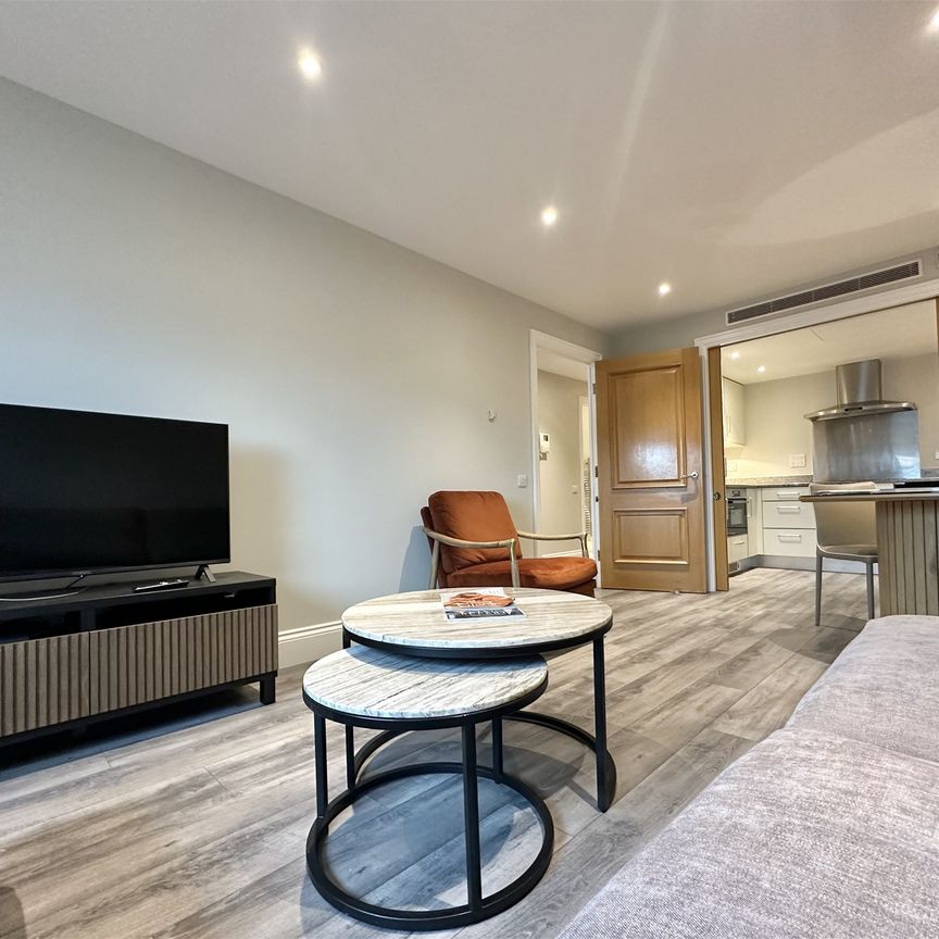 Sheldon Square, London - Photo 1