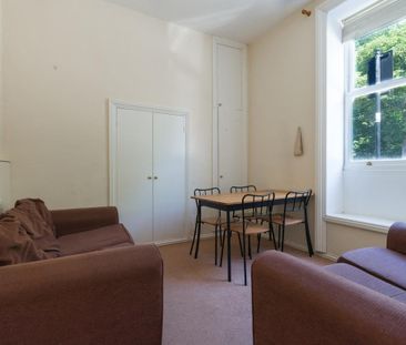 4 bedroom terraced house to rent - Photo 1