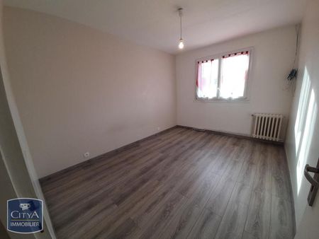 Location Maison 5 pièces 144m² ANGERS 49000 - Photo 2