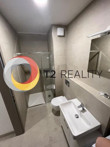 Pronájem bytu 1+kk 38 m² - Photo 3