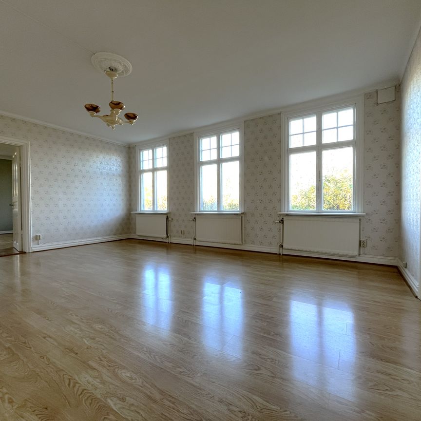 Norr Hovberga, Ransta - Photo 1