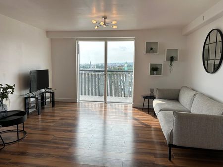 Apartment 30 River - Photo 2