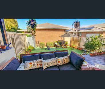 Townhouse in Perfect Location - Photo 4