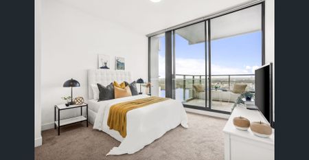 Mirvac Apartment with Panoramic Water Views - Photo 5