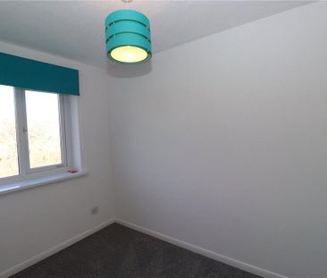 2 bedroom semi-detached house to rent - Photo 3