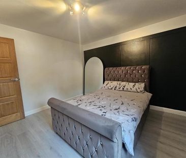 4 Glenfearna Gardens, Belfast, BT17 0YB - Photo 3