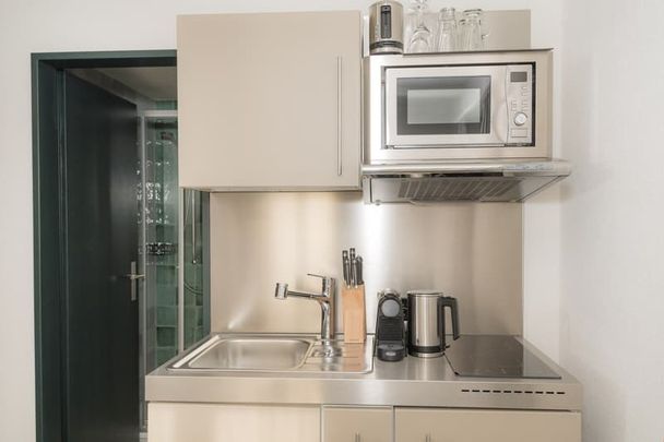 "Möbliertes Studio m. Küche an zentraler Lage in Kriens" - Foto 1