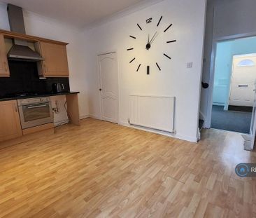 2 bedroom terraced house to rent - Photo 6