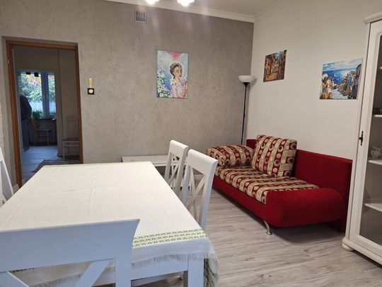 Brwinów - Фото 1