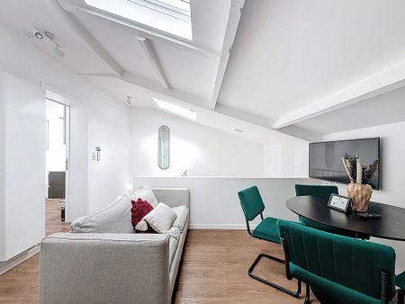 Flat - for rent - Photo 2