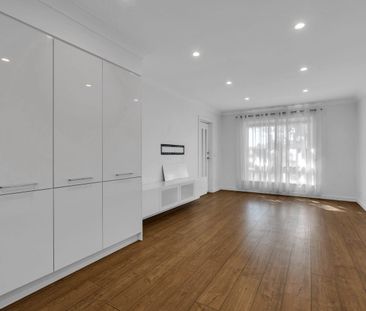 Low Maintenance Unit in Prime Location - Photo 5