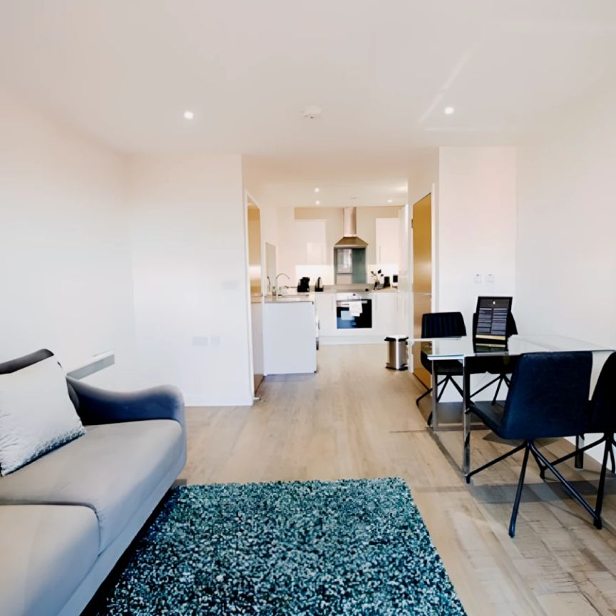 One Bedroom Apartment - Balcony - Photo 1