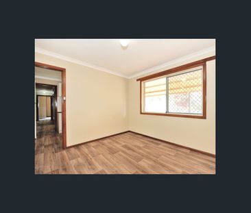 PARMELIA 4 X 1 FAMILY HOME FOR LEASE - Photo 5