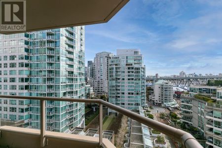 1101 1625 HORNBY STREET, Vancouver, British Columbia - Photo 2