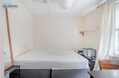 4 bedroom terraced house to rent - Photo 4