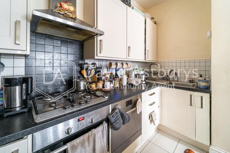 2 bedroom ground floor flat to rent - Photo 5