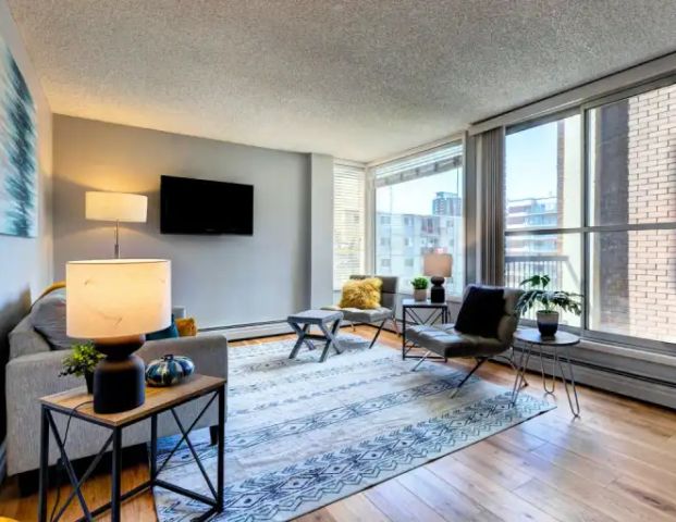 SPACIOUS 2 BEDROOM / 2 LEVEL CONDO in the HEART OF THE BELTLINE | 506 - 1123 13 Ave SW, Calgary - Photo 1