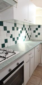 2 bedroom house to rent - Photo 3