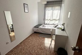 Calle José Iturbi, Málaga, Andalusia 29010