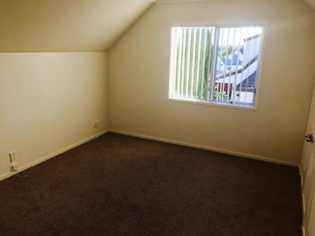 3 Bedroom Property in Great Location - Photo 4