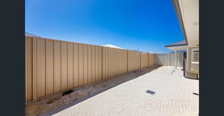 2 BED BEACHSIDE HOME - Photo 4