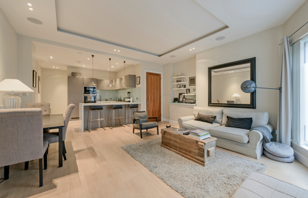 2 bedroom flat to rent - Photo 2